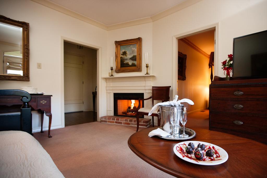 Monmouth Historic Inn Natchez Phòng bức ảnh