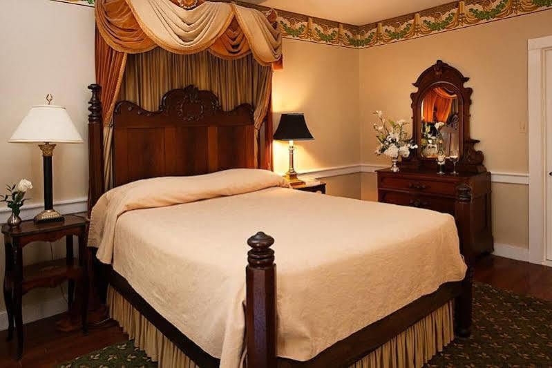 Monmouth Historic Inn Natchez Ngoại thất bức ảnh